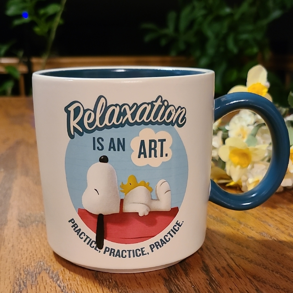 Snoopy Relaxation Art Mug - Blue and White